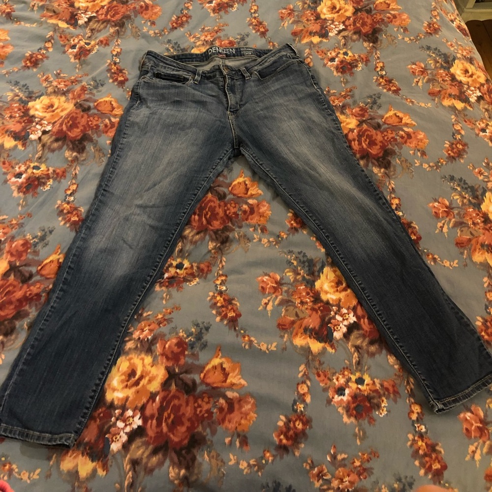 Levi’s denimz modern straight leg crop size 14 👖